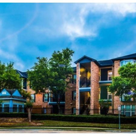 The Reside Fully Furnished Condos - Medical Stays Welcome Хьюстон Экстерьер фото