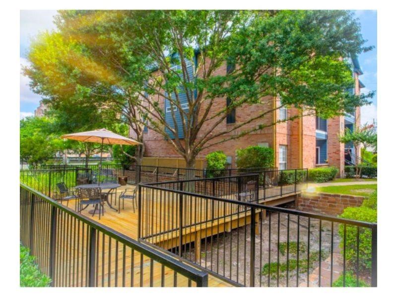 The Reside Fully Furnished Condos - Medical Stays Welcome Хьюстон Экстерьер фото